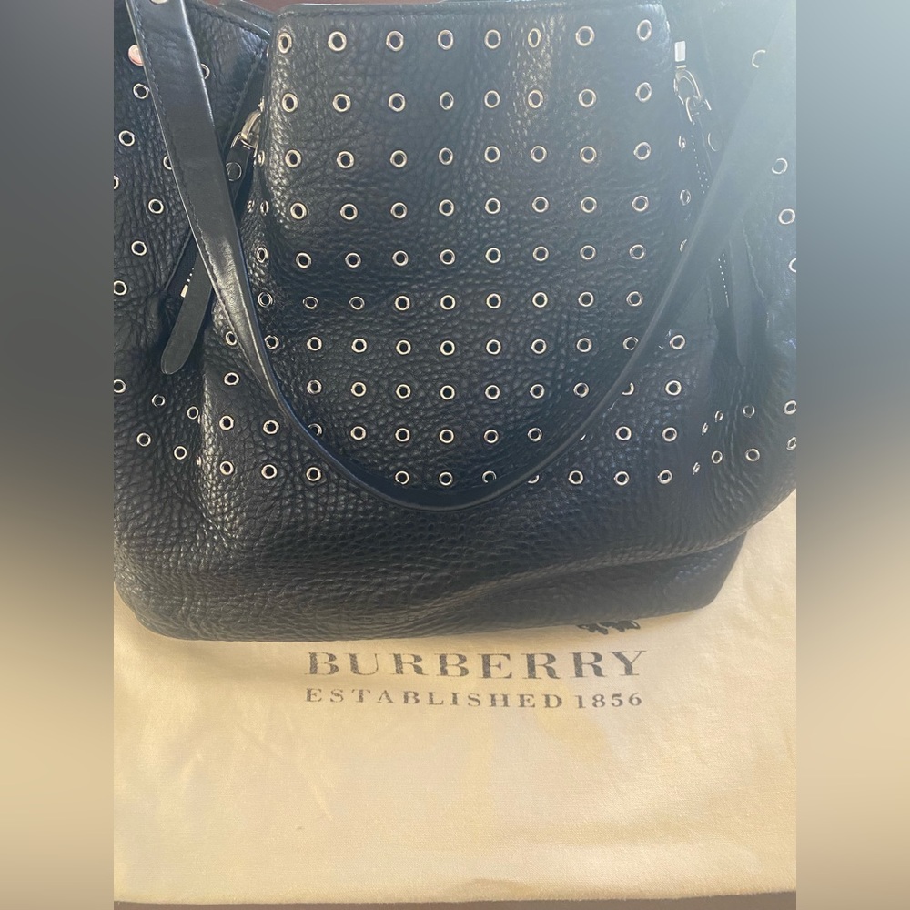 Burberry Maidstone Eyelet Stud Hand Bag *Special Addition* - Picture 6 of 9